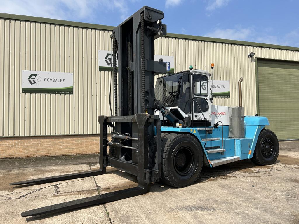 SMV 25-1200B 25 Ton Capacity Forklift - Govsales of mod surplus ex army trucks, ex army land rovers and other military vehicles for sale